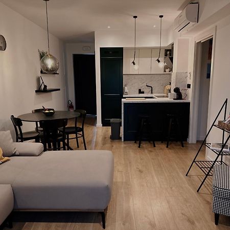Čilipi Dawn & Dusk - Modern Two Bedroom Apartment With Mountain Views מראה חיצוני תמונה