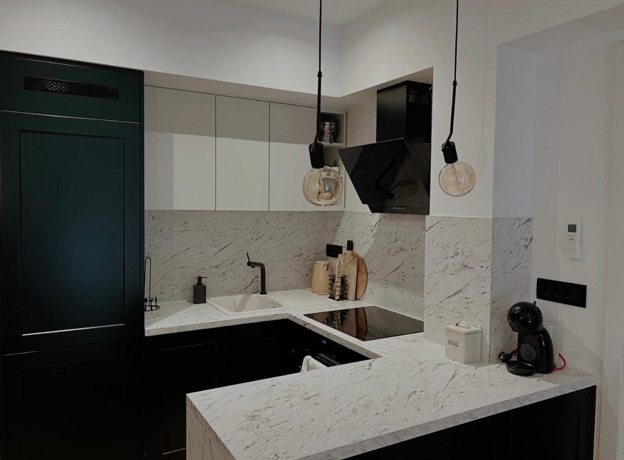 Čilipi Dawn & Dusk - Modern Two Bedroom Apartment With Mountain Views מראה חיצוני תמונה
