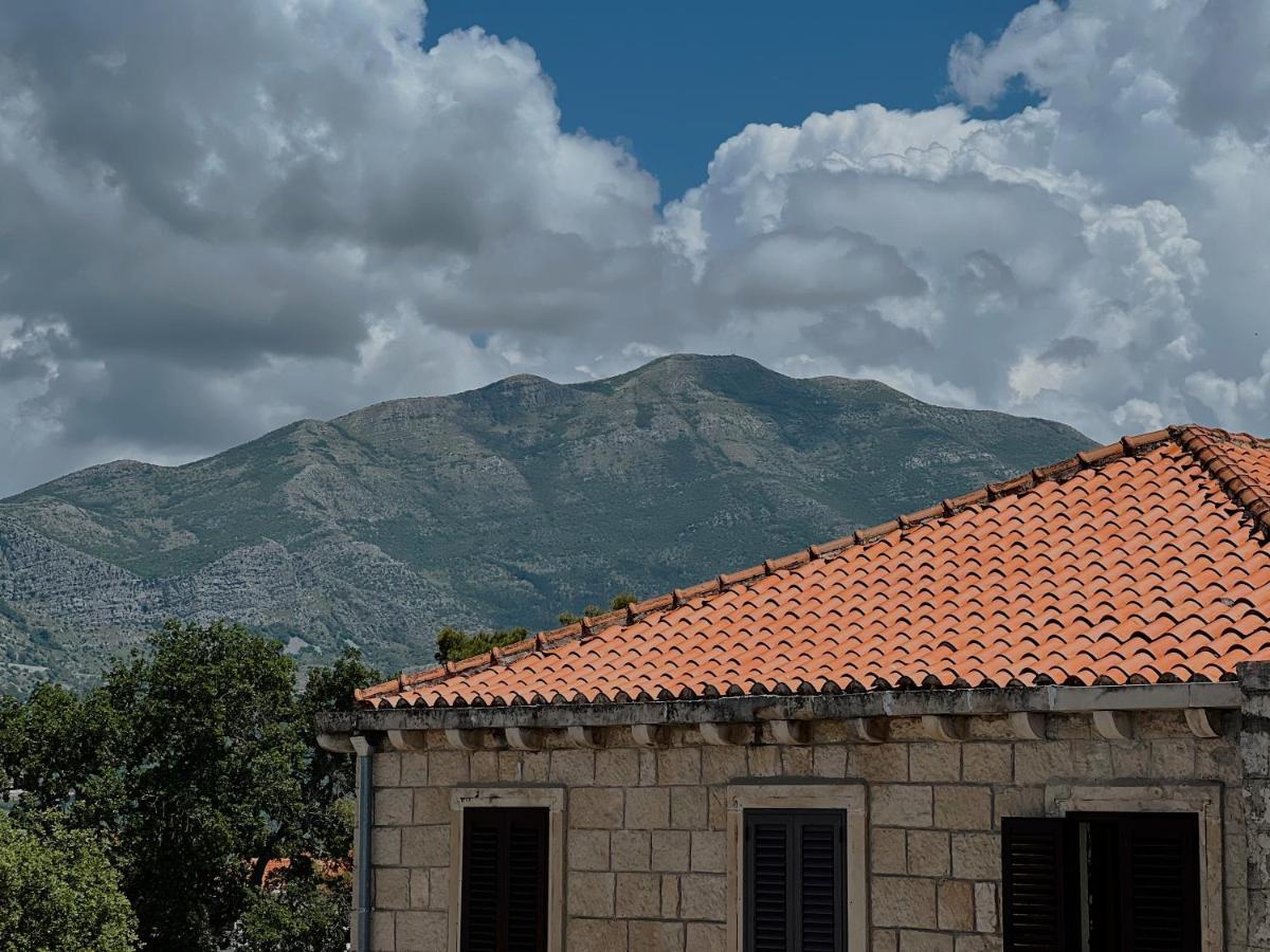 Čilipi Dawn & Dusk - Modern Two Bedroom Apartment With Mountain Views מראה חיצוני תמונה